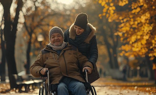 Häusliche Betreuung im Herbst – Senioren vor Kälte und Infekten schützen